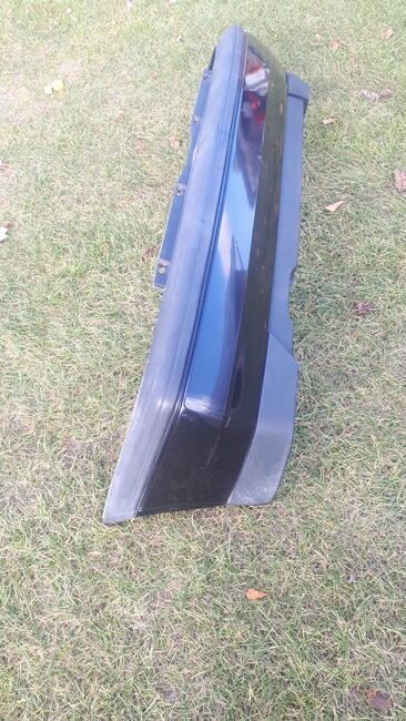 Sprzedam zderzak tył vw golf 3