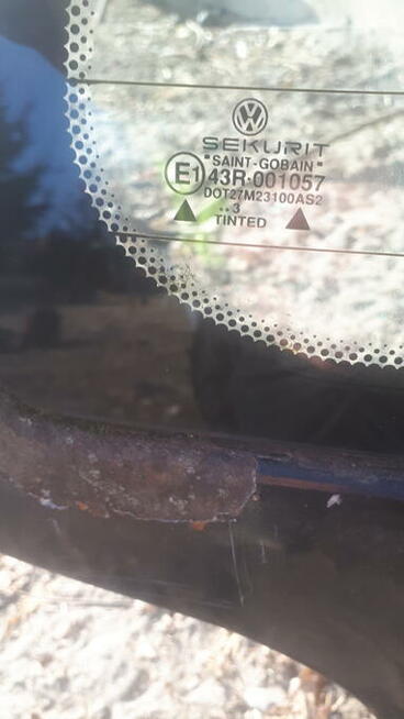 Sprzedam szybe klapy golf3