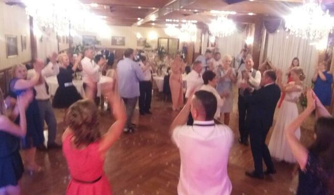 Zespół na wesele ,Ciężki dym, Wyprowadzenie