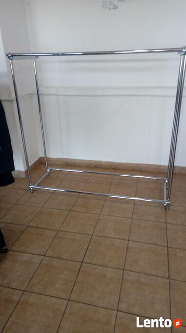 Sprzedam meble sklepowe