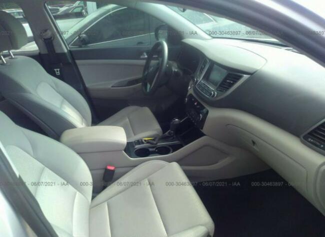 Hyundai Tucson 2018, 2.4L, SPORT, po gradobiciu