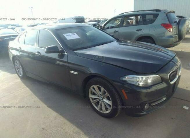 BMW 528 2016, 2.0L, po gradobiciu