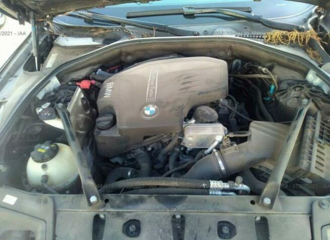 BMW 528 2016, 2.0L, po gradobiciu