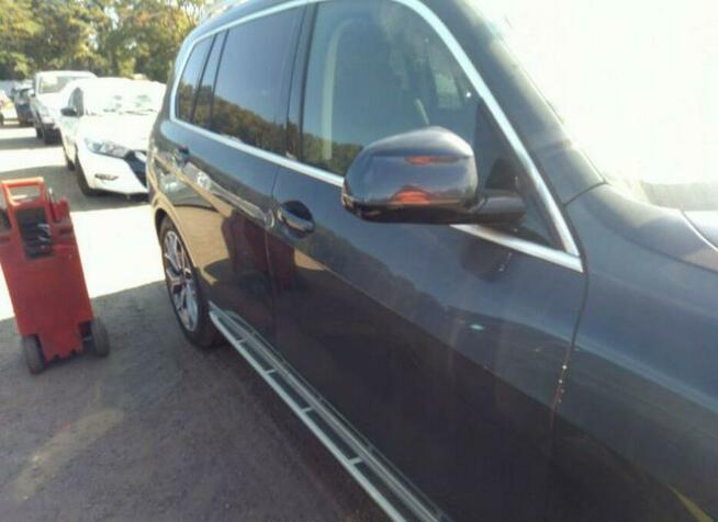 BMW X7 2020, 3.0L, 4x4, po kradzieży