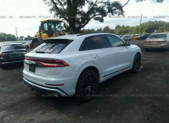 Audi SQ8 2021, 4.0L, 4x4, PRESTIGE, porysowany