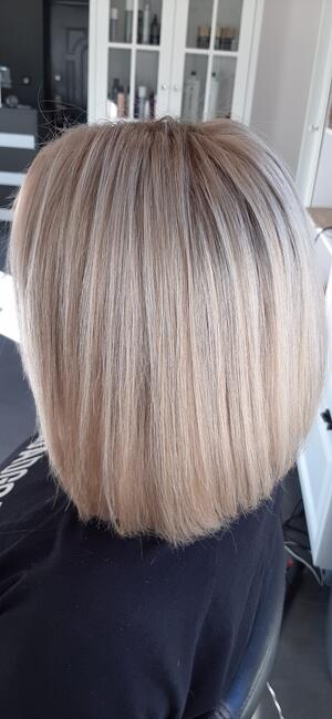 Fryzjer damski & Makijaż