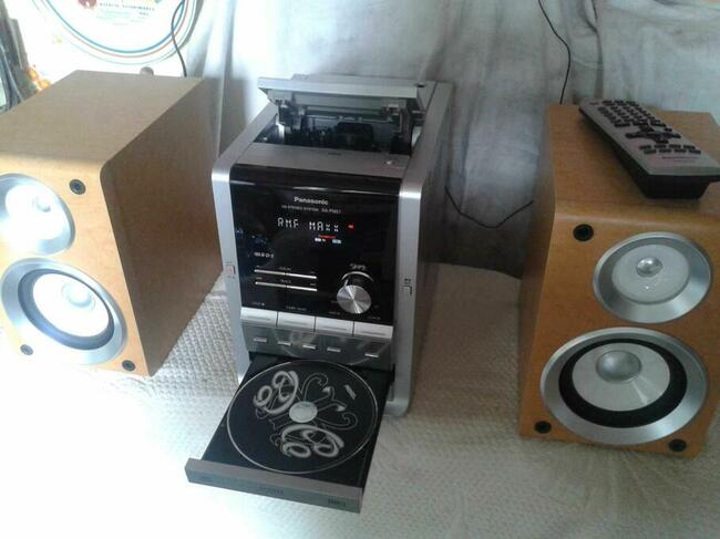 Wieża PANASONIC komplet jak nowa