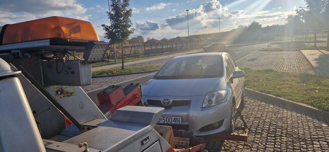 Wyciąganie aut z garaży podziemnych Warszawa Pomoc Drogowa 2