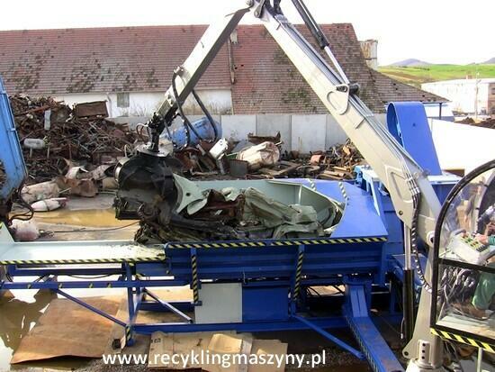 Żuraw hydrauliczny HDS stacjonarny wolnostojący z chwytakiem