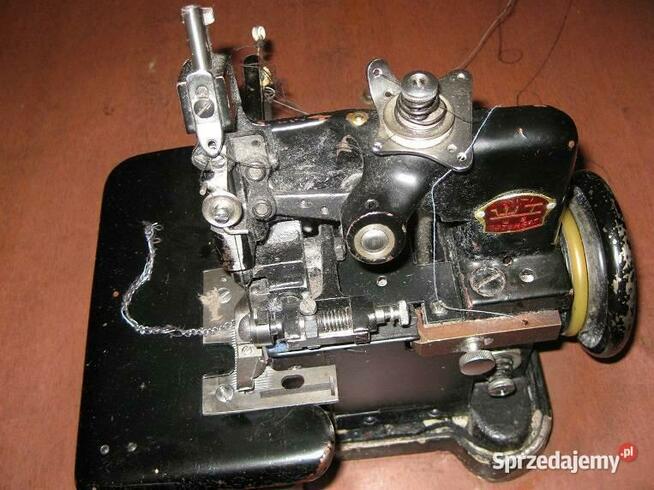 Owerlok 3 nitkowy 220v