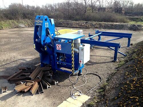 Maszyna do cięcia szyn - łamacz szyn kolejowych Breaker