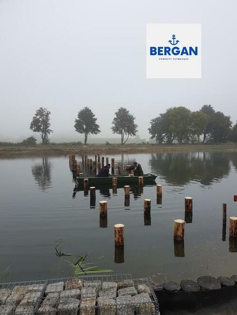 Budowa pomostów wbijanie pali pomosty drewniane stacjonarne