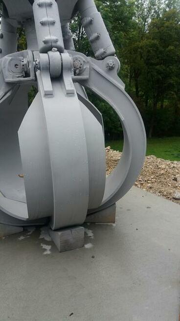 Części do chwytaka Liebherr HGT 600 litrów siłowniki, pazury