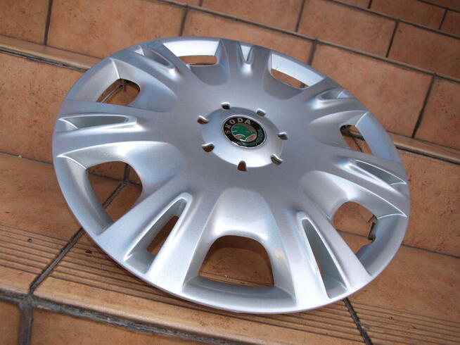 Skoda kołpaki 16 oryginalne (komplet 4 sztuki)