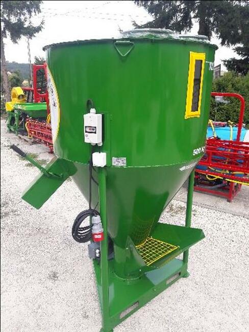 Mieszalnik Pasz Sypkich 500 kg M-ROL TRANSPORT