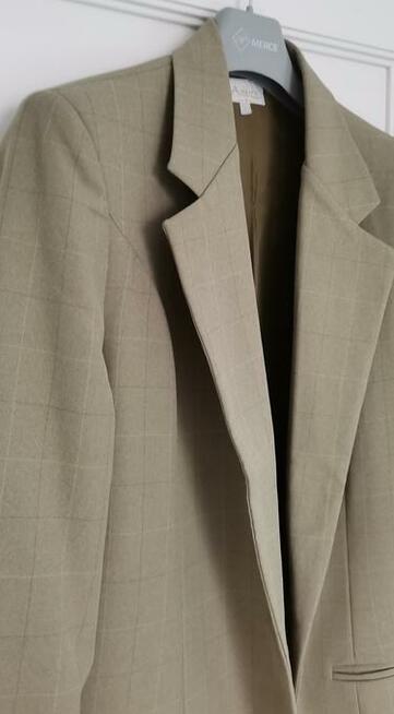 Sprzedam klasyczną, damską, beżową marynarkę 38/M