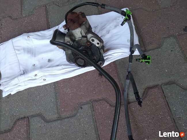 sprzedam pompa paliwowa z rurkami citroen ,peugeot kod silni