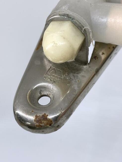 Rozkładany wieszak na ręczniki PRL