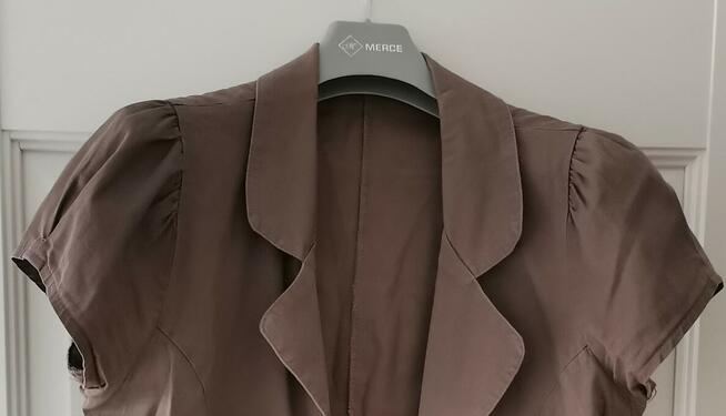 sprzedam dziewczęce, eleganckie wdzianko 38/M