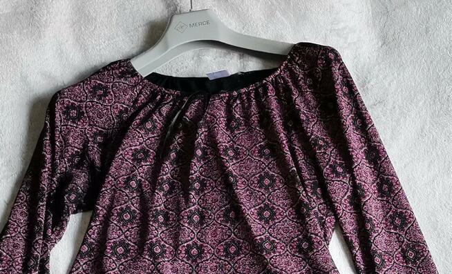 sprzedam ciekawą bluzkę w stylu orientalnym 38/M
