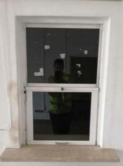 Okno podawcze kasowe 67 x 96 cm 670 x 960 mm