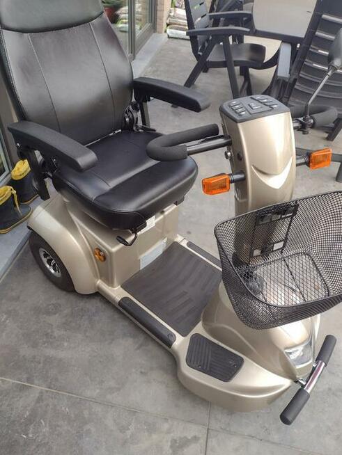 Wózek elektryczny dla seniora