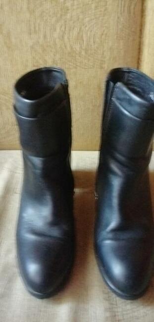 Sprzedam botki Gino Rossi