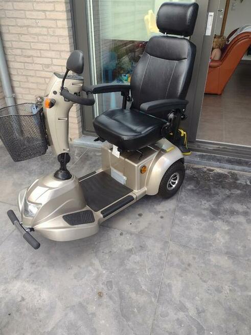 Wózek elektryczny dla seniora