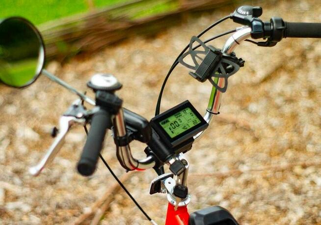 Konwersja roweru na elektryczny. Trójkołowy rehabilitacyjny