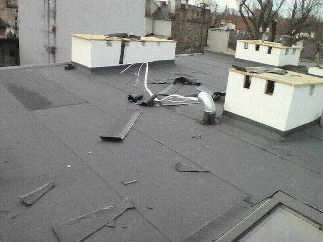 Dach usługi dekarsko blacharskie.