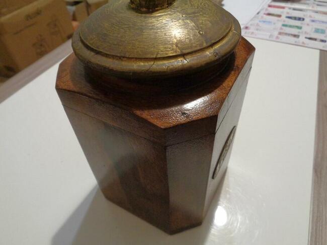 Pojemnik drewniany z polisanderu - rzemiosło Indie