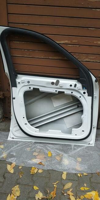 DRZWI PRZÓD LEWE VOLVO XC90 II biała perła