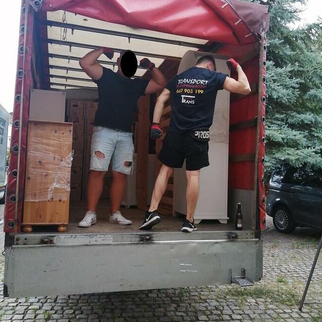 TRANSPORT PIANIN FORTEPIANÓW PRZEPROWADZKI+EKIPA TRAGARZY