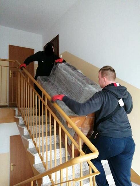 TRANSPORT PIANIN FORTEPIANÓW PRZEPROWADZKI+EKIPA TRAGARZY