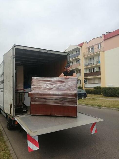 TRANSPORT PIANIN FORTEPIANÓW PRZEPROWADZKI+EKIPA TRAGARZY