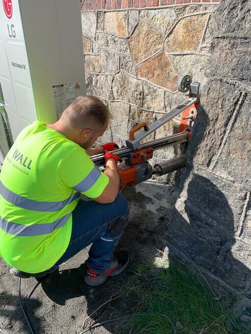 Wiercenie otworów w betonie – technika diamentowa .