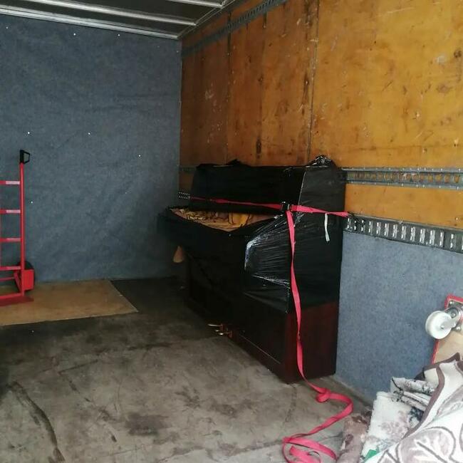 TRANSPORT PIANIN FORTEPIANÓW PRZEPROWADZKI+EKIPA TRAGARZY