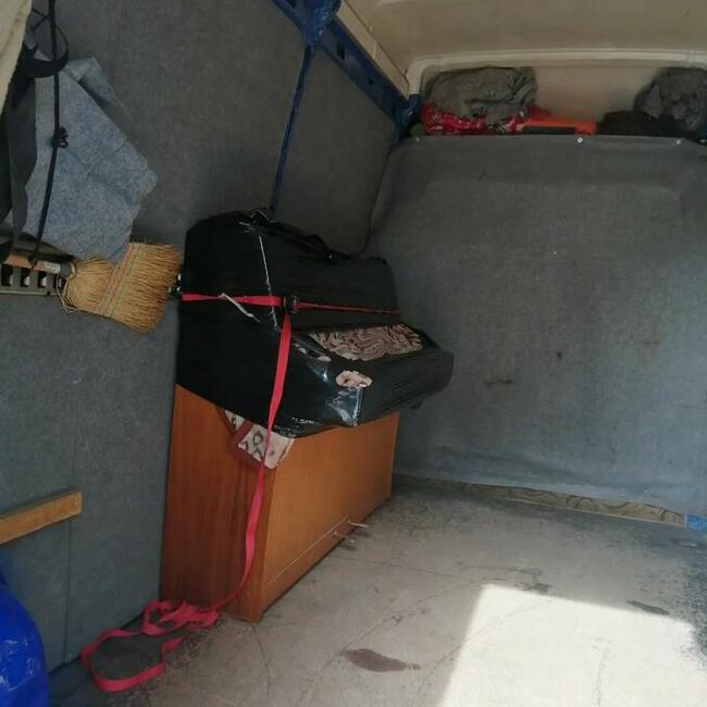 TRANSPORT PIANIN FORTEPIANÓW PRZEPROWADZKI+EKIPA TRAGARZY