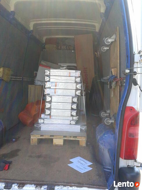 Bagażówka przeprowadzki plus ekipa transport towarów rzeczy