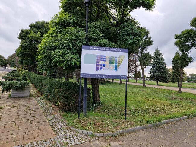 REKLAMA WOLNOSTOJĄCA SZYLD REKLAMOWY Konstrukcja stalowa