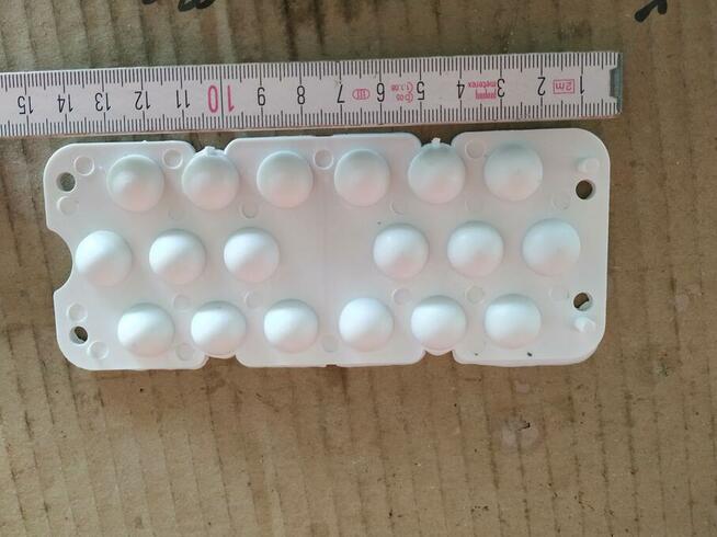 Panel separacyjny do prefabrykatów betonowych plastikowy