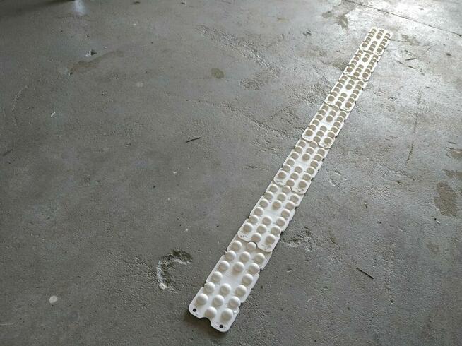 Panel separacyjny do prefabrykatów betonowych plastikowy