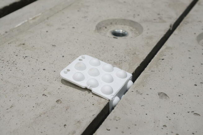 Panel separacyjny do prefabrykatów betonowych plastikowy