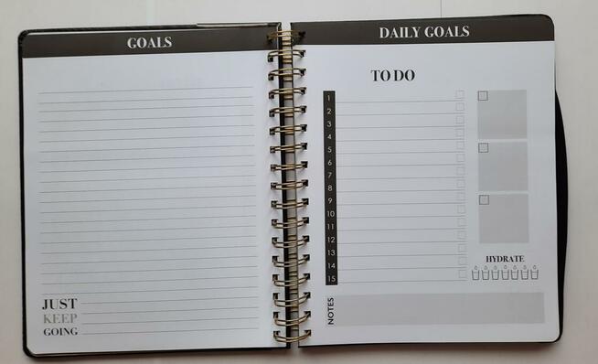 Czarny planer pikowany organizer osobisty