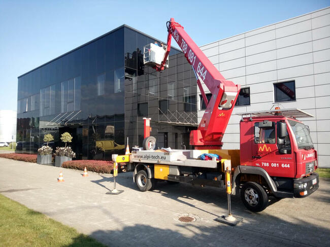 Wynajem, Podnośnik koszowy, Zwyżka 22 m 30 m