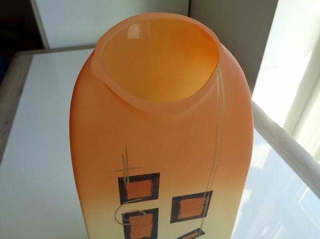 Wazon szklany firmy DECO-GLASS