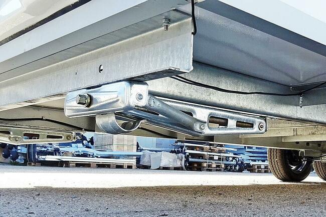 Przyczepa gastronomiczna 6 m Esselmann