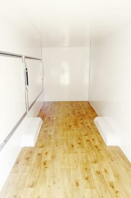 Przyczepa gastronomiczna 6 m Esselmann