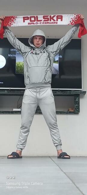 Młody Pan, szuka, pani dziewczyny, kochanki