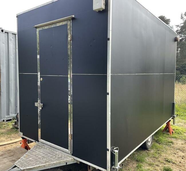 Przyczepa gastronomiczna 3,5m na wynajem